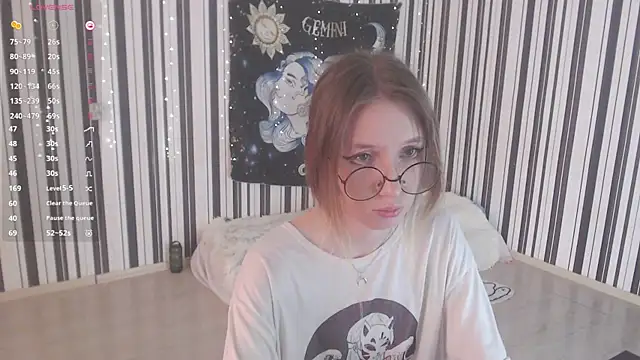 Snapshot of _Hanna_Moon_ chatting on September 13, 2025, 11:21 am Hanna Moon online show from September 13, 2025, 11:21 am