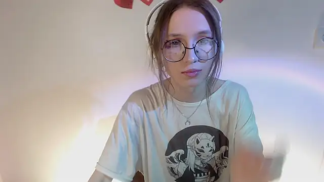 Snapshot of _Hanna_Moon_ chatting on April 27, 2026, 5:22 pm Hanna Moon online show from April 27, 2026, 5:22 pm