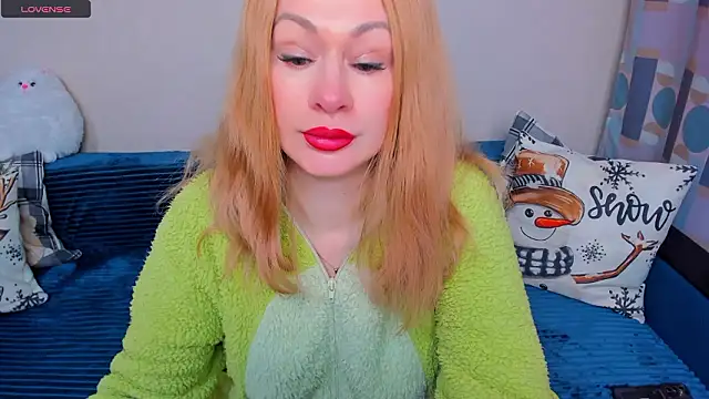 Snapshot of EllenMoore chatting on February 6, 2026, 3:13 am EllenMoore online show from February 6, 2026, 3:13 am