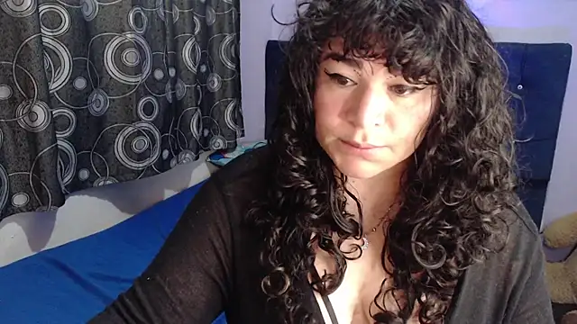 Snapshot of ANGELIQUE_KLANE chatting on July 1, 2026, 2:50 pm ANGELIQUE KLANE online show from July 1, 2026, 2:50 pm
