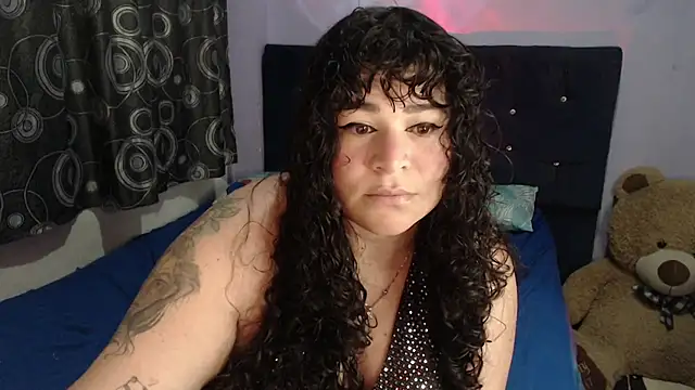 Snapshot of ANGELIQUE_KLANE chatting on July 7, 2026, 9:40 pm ANGELIQUE KLANE online show from July 7, 2026, 9:40 pm