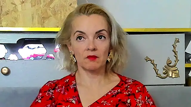 Snapshot of KateConner chatting on November 8, 2025, 9:07 pm KateConner online show from November 8, 2025, 9:07 pm