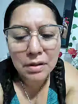 Snapshot of Brenda_Berck_ chatting on March 17, 2025, 4:19 am Brenda Berck online show from March 17, 2025, 4:19 am