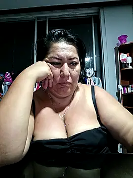 Snapshot of Brenda_Berck_ chatting on November 16, 2025, 5:23 am Brenda Berck online show from November 16, 2025, 5:23 am