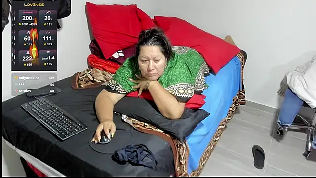 Snapshot of Brenda_Berck_ chatting on June 22, 2026, 2:06 am Brenda Berck online show from June 22, 2026, 2:06 am