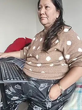 Snapshot of Brenda_Berck_ chatting on June 24, 2026, 11:42 am Brenda Berck online show from June 24, 2026, 11:42 am