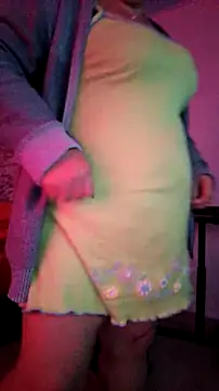 Snapshot of Brenda_Berck_ chatting on July 28, 2026, 4:50 pm Brenda Berck online show from July 28, 2026, 4:50 pm