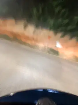 Brenda Berck  online show from December 4, 2025, 12:53 am