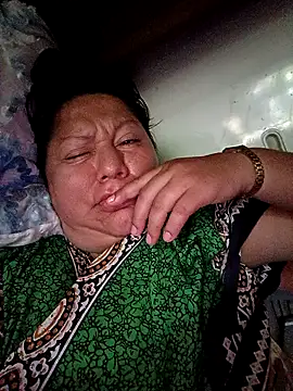 Snapshot of Brenda_Berck_ chatting on September 14, 2025, 11:32 am Brenda Berck online show from September 14, 2025, 11:32 am