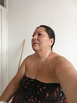 Snapshot of Brenda_Berck_ chatting on May 31, 2026, 6:09 pm Brenda Berck online show from May 31, 2026, 6:09 pm