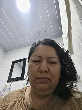 Snapshot of Brenda_Berck_ chatting on June 23, 2026, 10:13 am Brenda Berck online show from June 23, 2026, 10:13 am