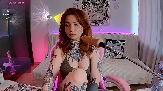 HannaXWonder online show from March 15, 2025, 12:34 pm