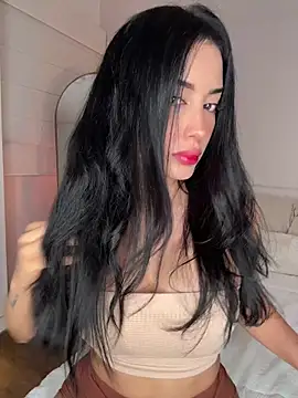 CATALINA RESTREPO online show from May 4, 2026, 12:58 am