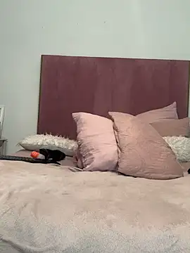 Bootyliciouse21X online show from April 24, 2026, 6:21 pm