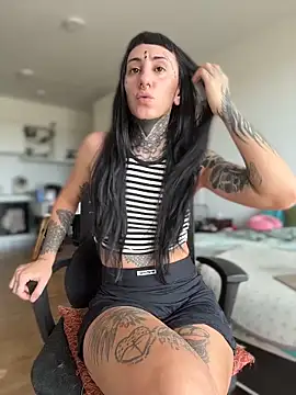 Snapshot of samisamsx chatting on October 10, 2025, 3:46 pm samisamsx online show from October 10, 2025, 3:46 pm