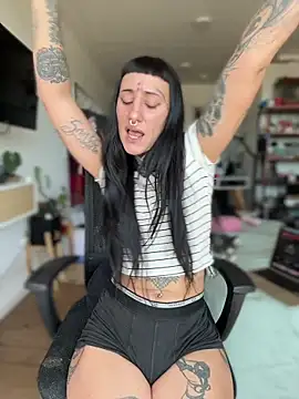 Snapshot of samisamsx chatting on October 20, 2025, 5:13 pm samisamsx online show from October 20, 2025, 5:13 pm