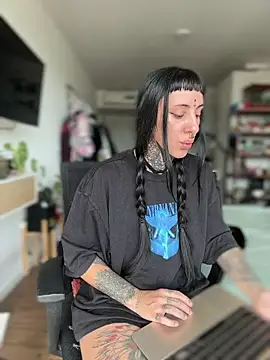 Snapshot of samisamsx chatting on October 16, 2025, 4:15 pm samisamsx online show from October 16, 2025, 4:15 pm