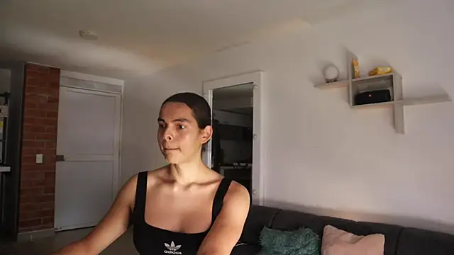  Vahos  online show from October 23, 2025, 5:33 pm