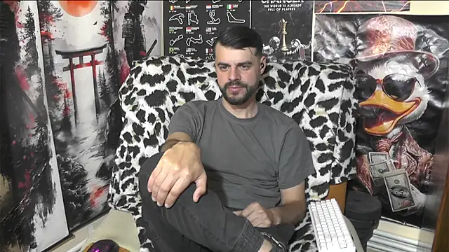 Snapshot of 00george chatting on April 16, 2026, 10:34 pm 00george online show from April 16, 2026, 10:34 pm