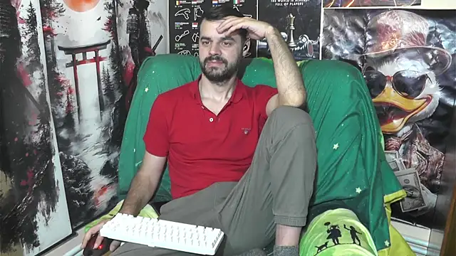 Snapshot of 00george chatting on April 6, 2026, 7:04 pm 00george online show from April 6, 2026, 7:04 pm