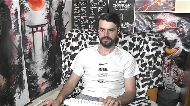 Snapshot of 00george chatting on May 4, 2026, 5:22 am 00george online show from May 4, 2026, 5:22 am