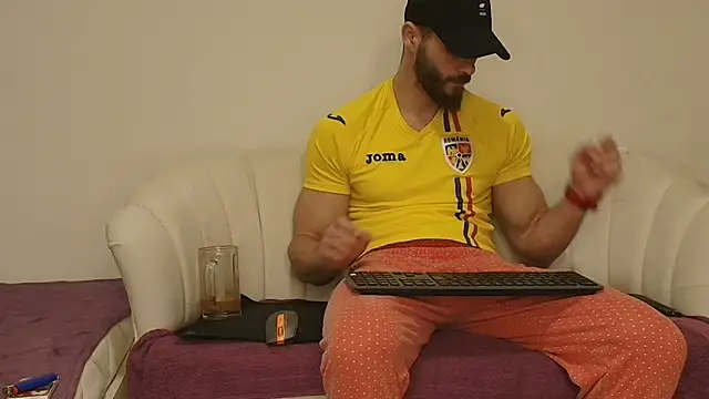 MauroTwin online show from March 3, 2026, 6:26 pm