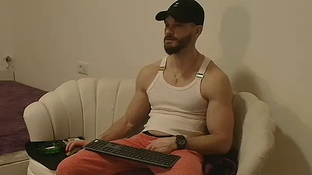 MauroTwin online show from February 15, 2026, 6:07 pm