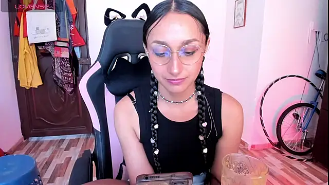 Snapshot of adrena_10 chatting on April 27, 2026, 4:27 pm adrena 10 online show from April 27, 2026, 4:27 pm