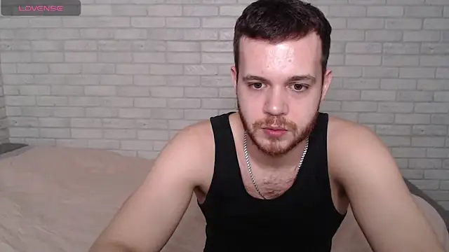 Alexxx horny online show from April 13, 2026, 2:21 pm