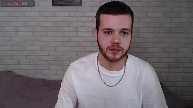 Alexxx horny online show from April 30, 2026, 9:38 am