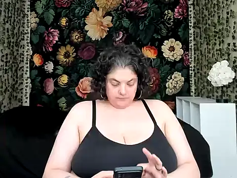Snapshot of Exotic-Melons chatting on June 25, 2026, 9:31 pm Exotic-Melons online show from June 25, 2026, 9:31 pm