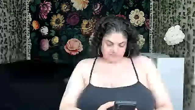 Snapshot of Exotic-Melons chatting on July 24, 2026, 8:49 pm Exotic-Melons online show from July 24, 2026, 8:49 pm
