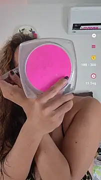 YOURSDEBORA online show from November 18, 2025, 8:01 pm