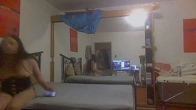 Snapshot of luanadigarda chatting on October 18, 2025, 11:18 pm luanadigarda online show from October 18, 2025, 11:18 pm