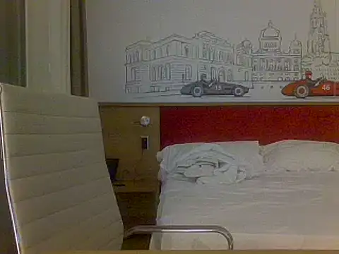 Snapshot of luanadigarda chatting on March 19, 2025, 6:34 pm luanadigarda online show from March 19, 2025, 6:34 pm