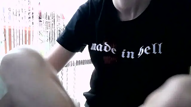 Katesweetkate online show from February 18, 2026, 12:23 pm