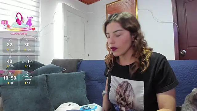 Snapshot of Arenne_rouse chatting on November 7, 2025, 9:08 pm Arenne rouse online show from November 7, 2025, 9:08 pm