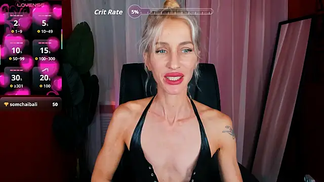 Snapshot of CindySw chatting on October 25, 2025, 10:14 am CindySw online show from October 25, 2025, 10:14 am