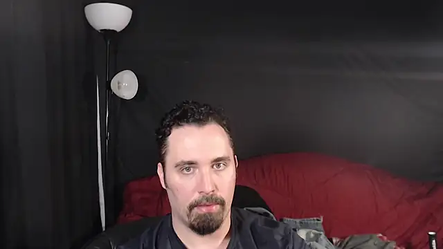 Snapshot of Metalstud chatting on January 28, 2025, 2:53 pm Metalstud online show from January 28, 2025, 2:53 pm