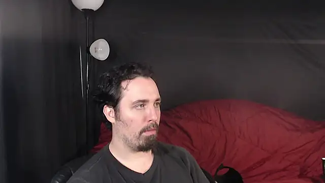 Snapshot of Metalstud chatting on January 22, 2025, 1:42 am Metalstud online show from January 22, 2025, 1:42 am
