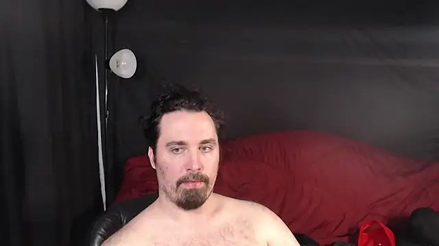Snapshot of Metalstud chatting on January 24, 2025, 10:30 pm Metalstud online show from January 24, 2025, 10:30 pm