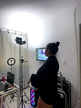 MarcellaGriffin online show from November 29, 2025, 7:03 pm