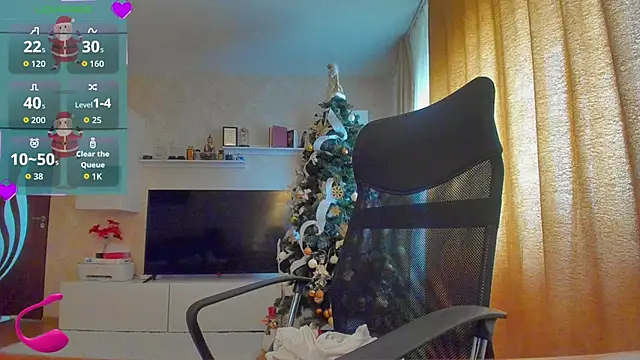 Snapshot of hot_evil_queen chatting on December 4, 2025, 8:57 am hot evil queen online show from December 4, 2025, 8:57 am