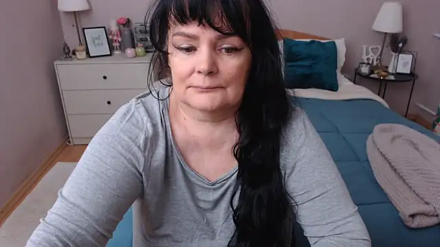 LeveMe2Nightt online show from December 16, 2025, 1:15 pm