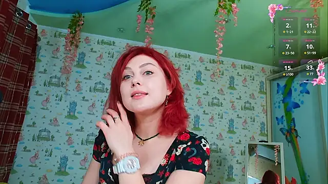 Snapshot of SmokyRose chatting on February 6, 2026, 12:01 pm SmokyRose online show from February 6, 2026, 12:01 pm