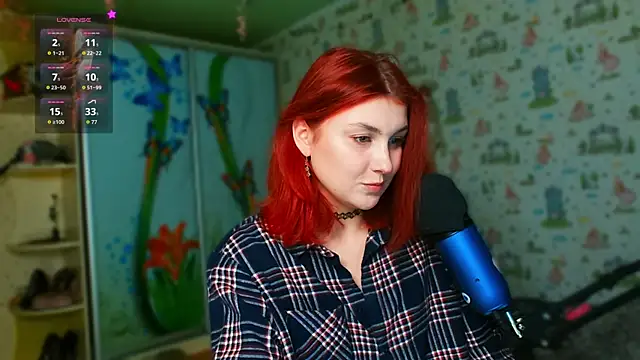 Snapshot of SmokyRose chatting on November 22, 2025, 1:32 pm SmokyRose online show from November 22, 2025, 1:32 pm