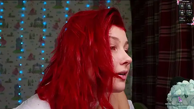 Snapshot of SmokyRose chatting on October 20, 2025, 10:38 am SmokyRose online show from October 20, 2025, 10:38 am