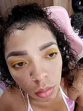 Snapshot of MarilynJones chatting on March 20, 2025, 11:45 pm MarilynJones online show from March 20, 2025, 11:45 pm