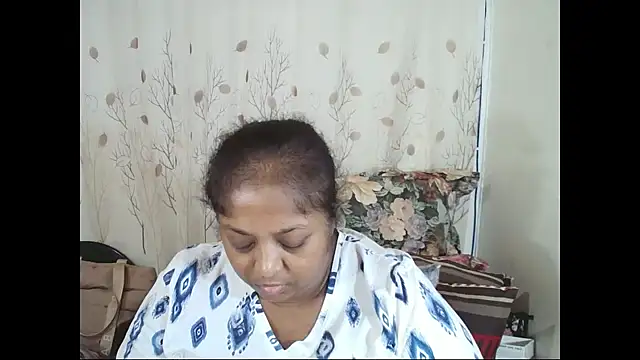 Snapshot of Indiantasha chatting on June 3, 2026, 4:01 pm Indiantasha online show from June 3, 2026, 4:01 pm