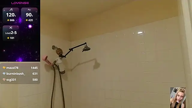 Blondiewithanass online show from November 13, 2025, 9:46 am